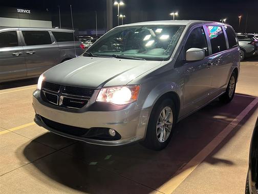 2020 Dodge Grand Caravan SE