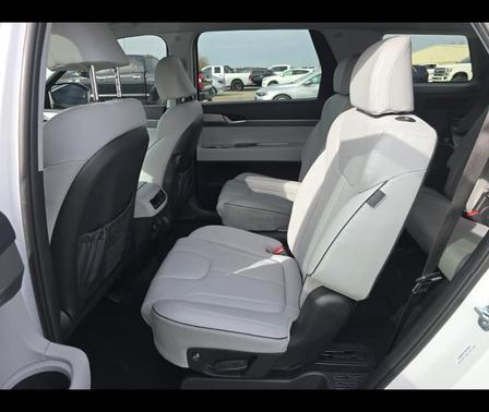 Hyper White 2025 Hyundai PALISADE SEL