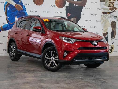 2017 Toyota RAV4 XLE