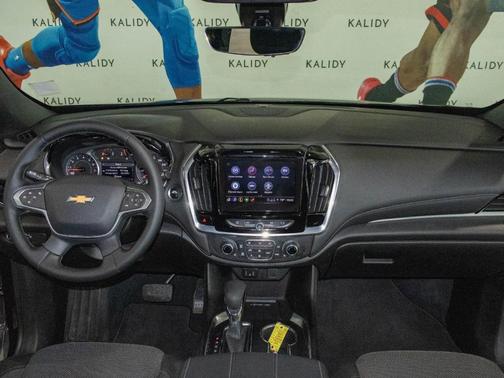 Black Cherry Metallic 2023 Chevrolet Traverse LT Cloth