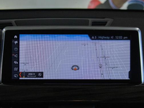 2022 BMW X2 sDrive28i