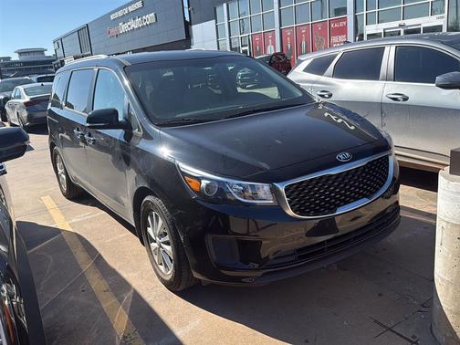 2017 Kia Sedona LX