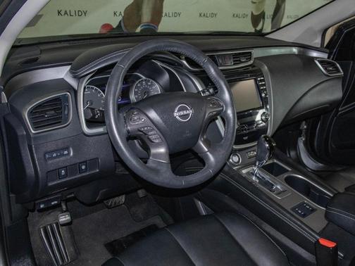 Boulder Gray Pearl 2023 Nissan Murano SV