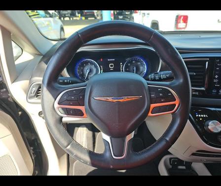 2018 Chrysler Pacifica Touring-L Plus