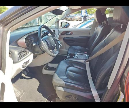 2018 Chrysler Pacifica Touring-L Plus