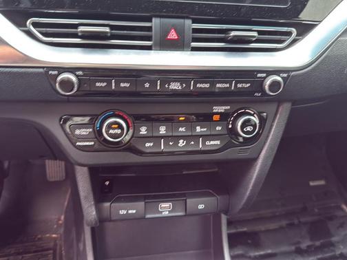 2020 Kia Niro EV EX Premium