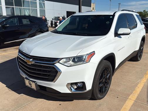 2021 Chevrolet Traverse LT Leather
