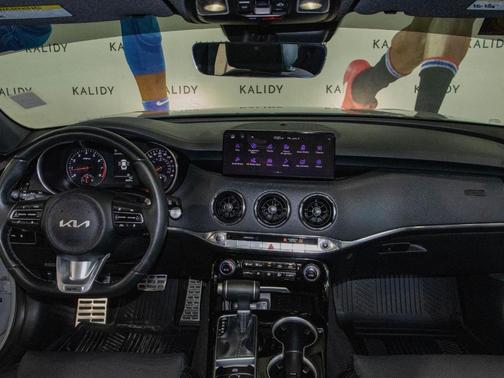 2023 Kia Stinger GT-Line