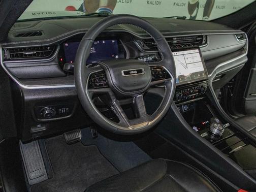 2023 Jeep Grand Cherokee L Overland