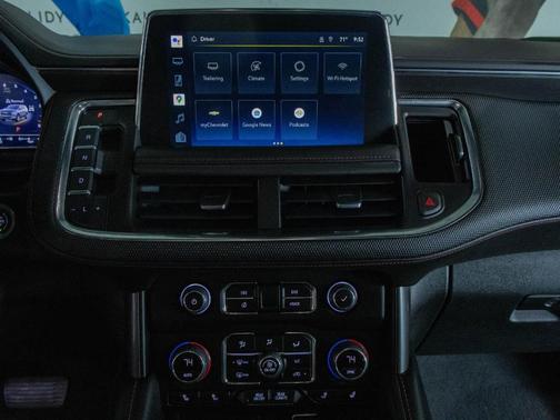 2022 Chevrolet Suburban RST