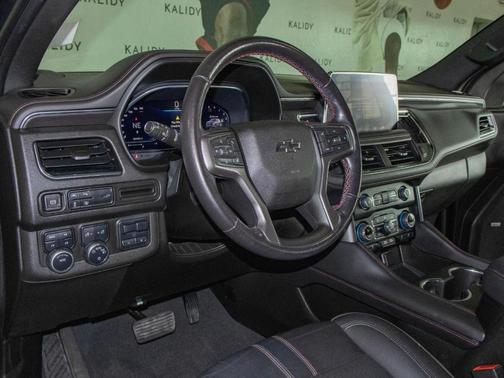 2022 Chevrolet Suburban RST