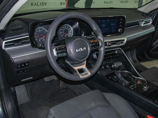 Gravity Gray 2022 Kia K5 LXS