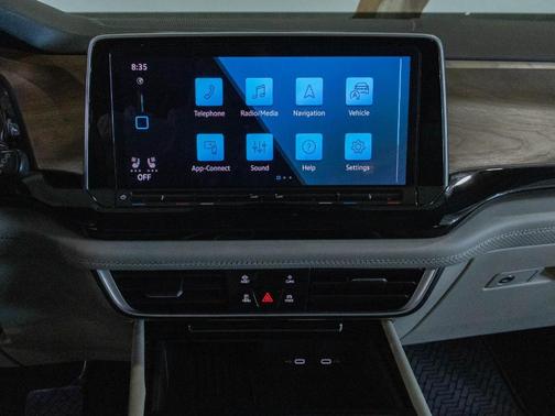 Mountain  Lake Blue 2025 Volkswagen Atlas 2.0T SE w/Technology