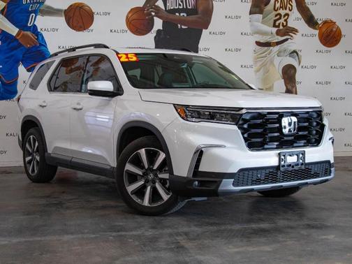 2025 Honda Pilot Sport