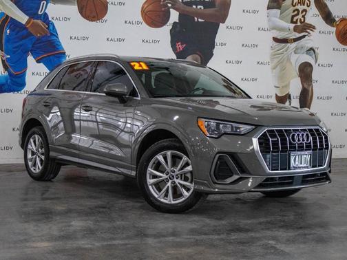 2021 Audi Q3 45 S line Premium