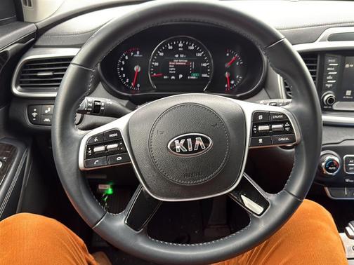 2020 Kia Sorento EX V6