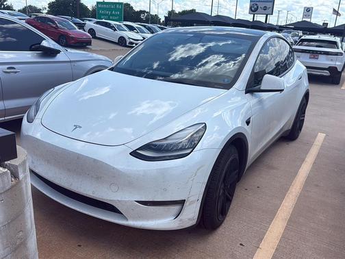 Pearl White Multi 2021 Tesla Model Y Long Range