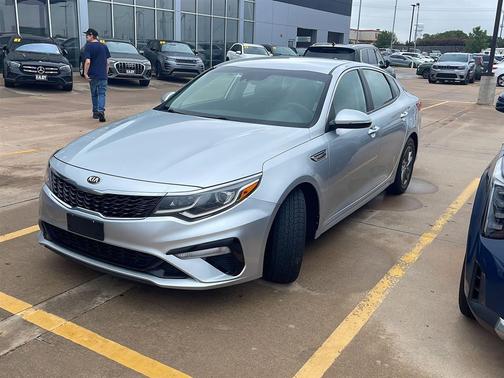 2019 Kia Optima LX