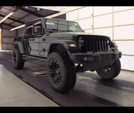 2020 Jeep Gladiator Sport