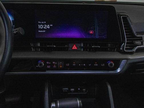 2025 Kia Sportage SX
