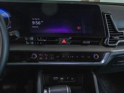 2025 Kia Sportage SX