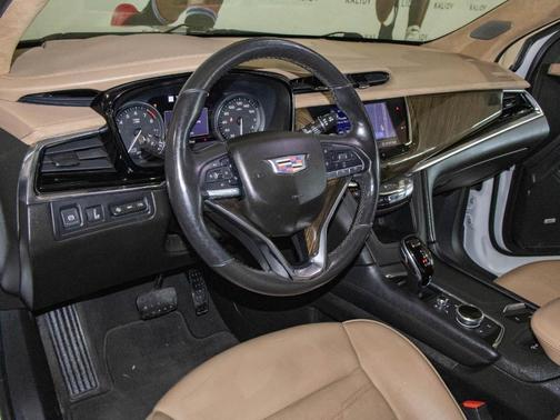 2020 Cadillac XT6 Premium Luxury FWD