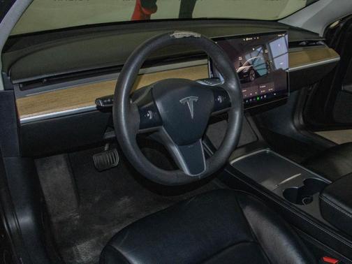 2022 Tesla Model 3 Base