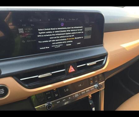Gravity Gray 2025 Kia Seltos EX