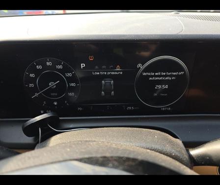Gravity Gray 2025 Kia Seltos EX