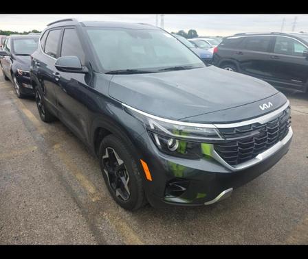 Gravity Gray 2025 Kia Seltos EX