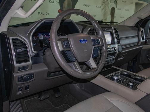 Blue Metallic 2019 Ford Expedition Max XLT
