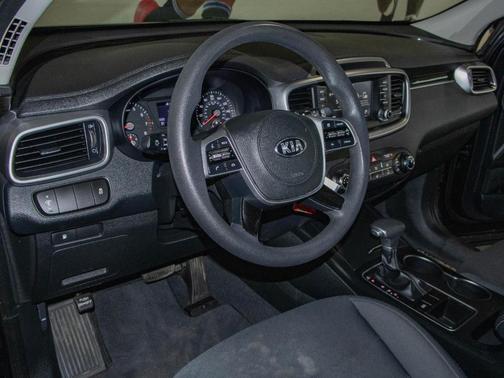 2020 Kia Sorento L