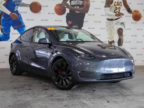 2023 Tesla Model Y Performance