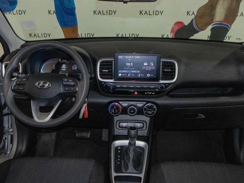 2025 Hyundai VENUE SE
