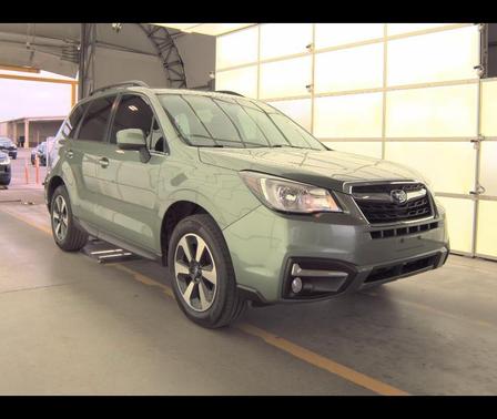 Jasmine Green Metallic 2017 Subaru Forester 2.5i Limited