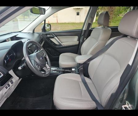 Jasmine Green Metallic 2017 Subaru Forester 2.5i Limited