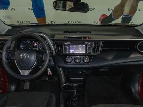 Ruby Flare Pearl 2018 Toyota RAV4 LE