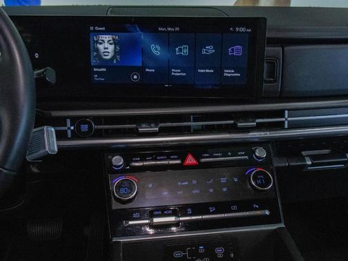 Phantom Black 2025 Hyundai SANTA FE SEL