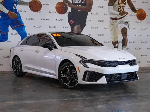 2025 Kia K5 GT-Line