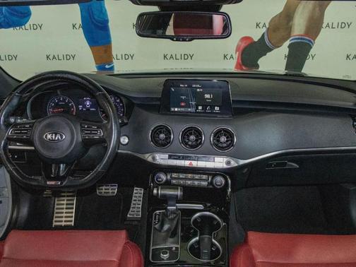 2021 Kia Stinger GT-Line