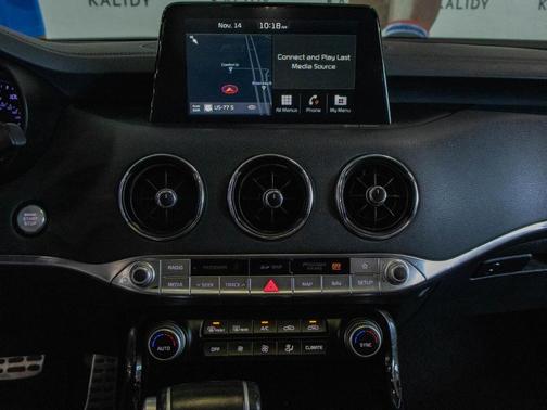 2021 Kia Stinger GT-Line