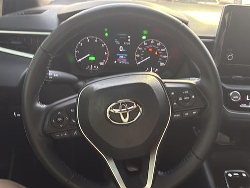 2023 Toyota Corolla Hybrid SE