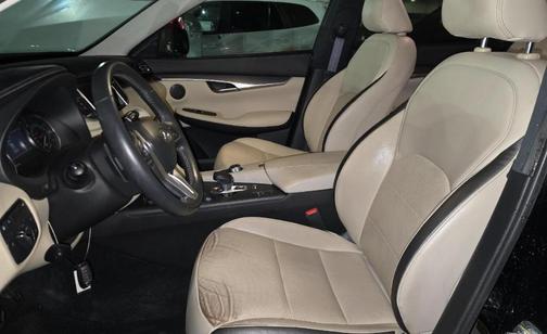 2022 INFINITI QX50 Luxe