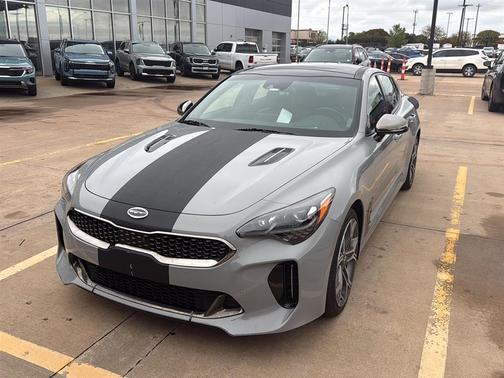 2020 Kia Stinger GT2