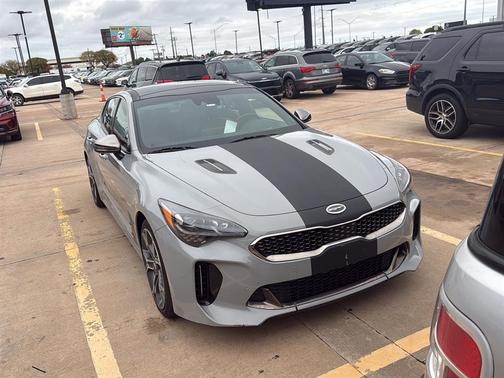 2020 Kia Stinger GT2