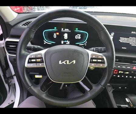 Glacial White Pearl 2025 Kia Telluride S