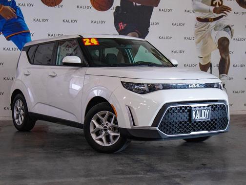 2024 Kia Soul LX