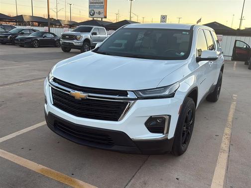 2023 Chevrolet Traverse LS