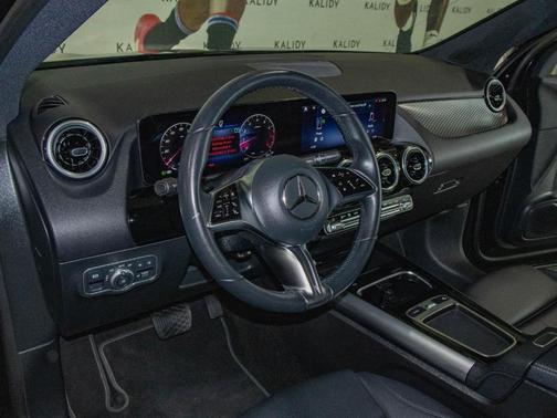 2025 Mercedes-Benz GLA 250 Base