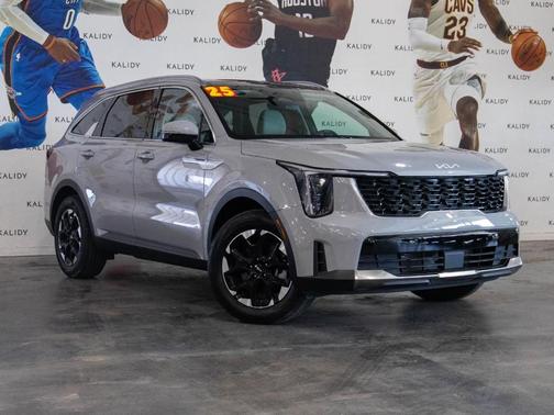 2025 Kia Sorento S